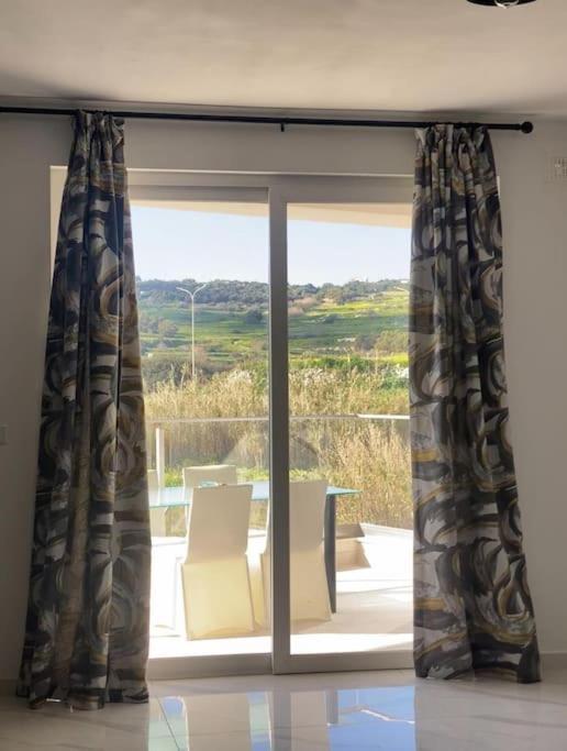 Sunset Bliss Luxury Apartment San Pawl il-Baħar Extérieur photo